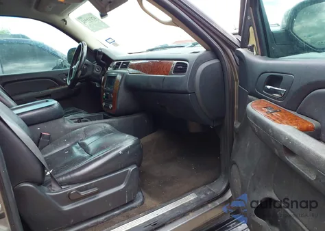 2007 Chevrolet Tahoe Lt z USA, uszkodzony, nr VIN 1GNFC13007J405418